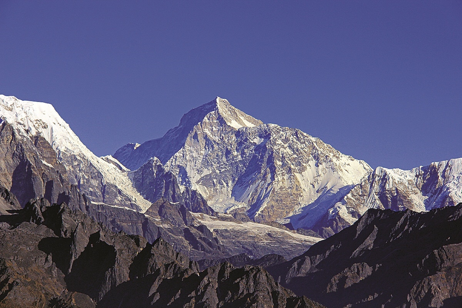 Makalu Base Camp  Trek